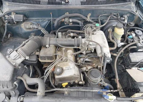 1998 Toyota Tacoma from USA, damaged, VIN 4TANL42N0WZ139607